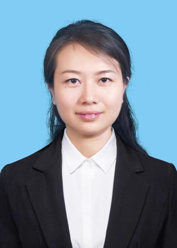 牛小苗 副主任 / 合伙人
